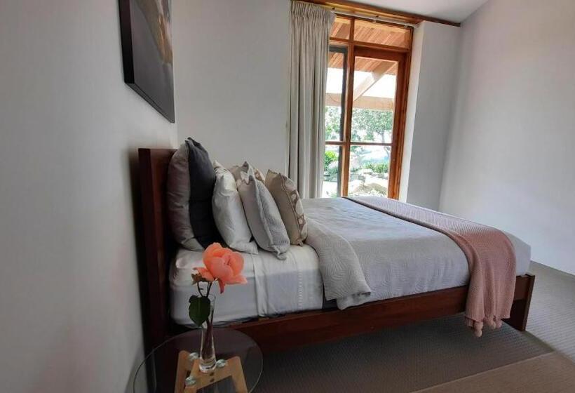 צימר Rockbank Retreat