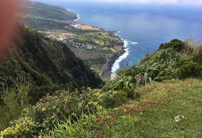 ホテル Adelaide House