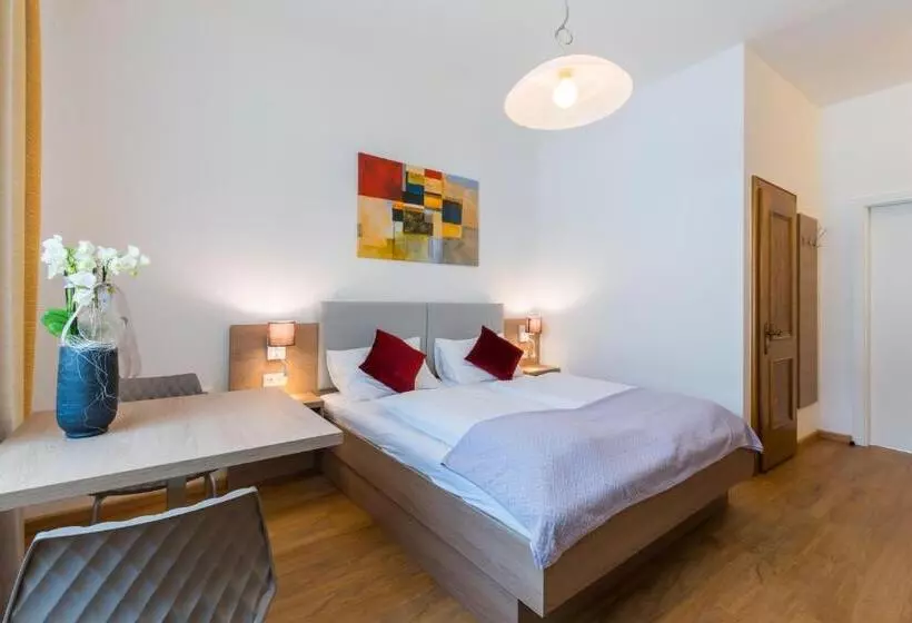 ホテル Berghamer S Gasthof