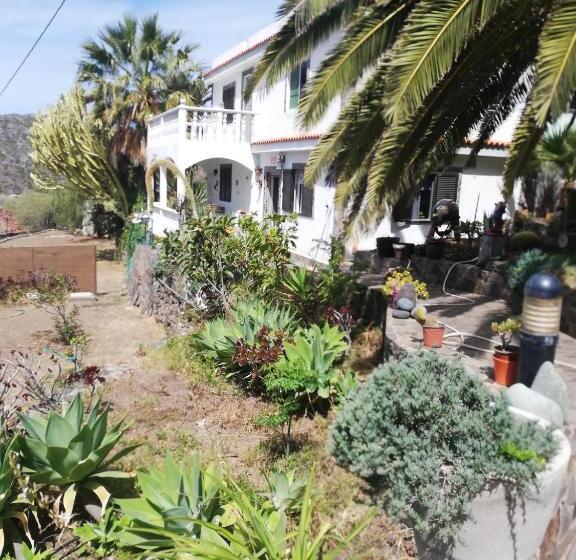 בית מלון כפרי Casa Majores