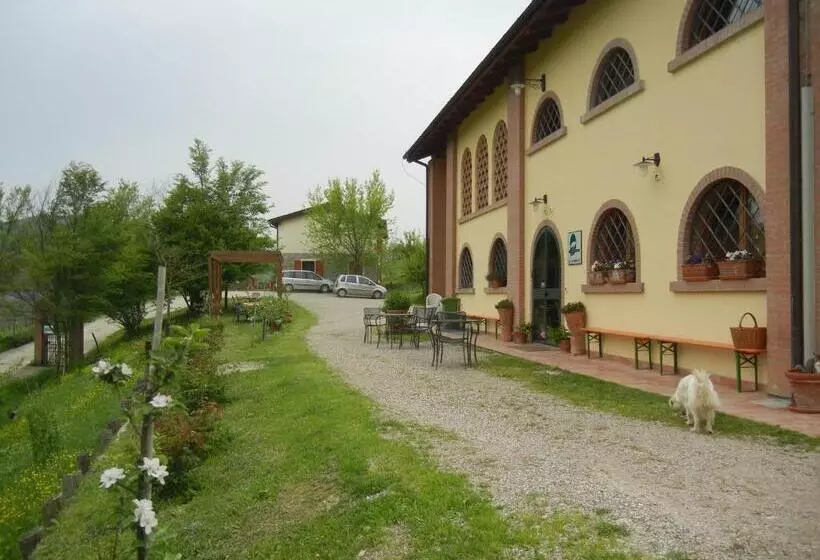 ホテル La Colombarola