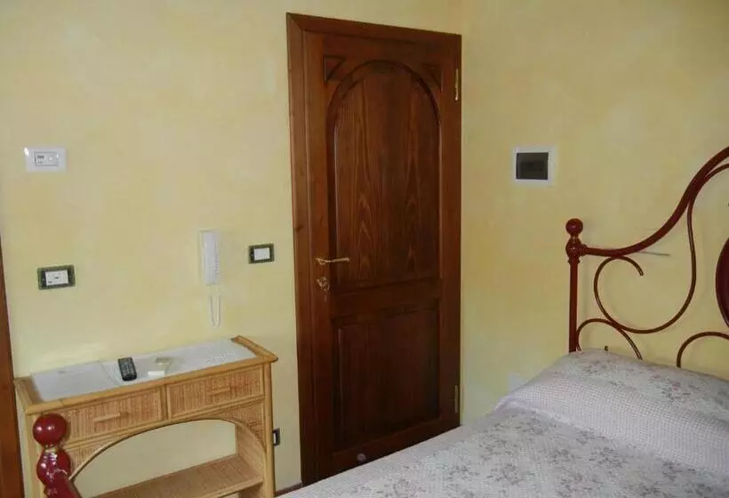 ホテル La Colombarola