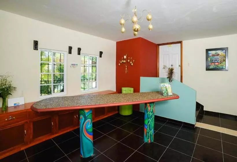 Hotelli Mirador Del Castillo