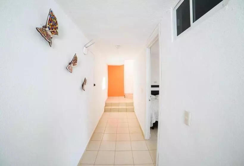 Hotelli Mirador Del Castillo