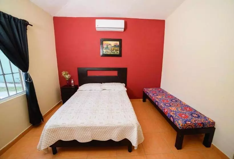 Hotelli Mirador Del Castillo