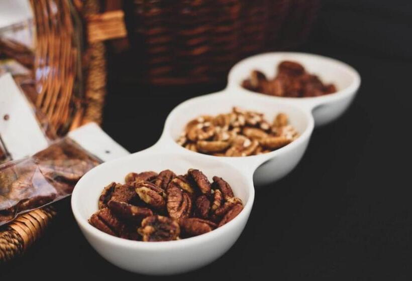 酒店 Sanctuary Guest & Adventure Farm