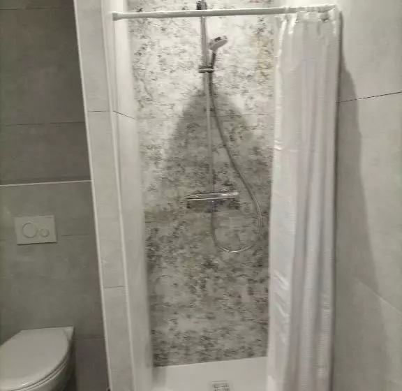 Majatalo Chez Pascale & Christian