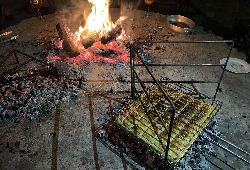 بنسيون Gannabos Guest House