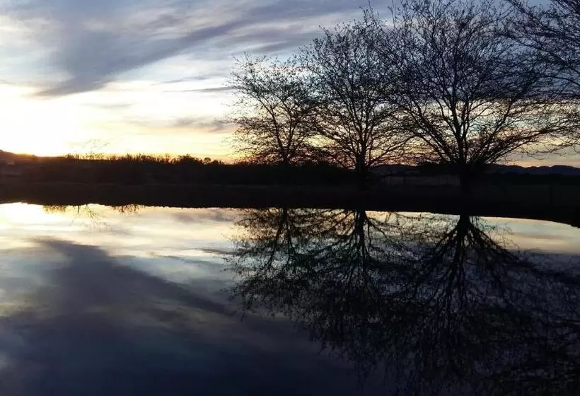 Majatalo Gannabos Guest House