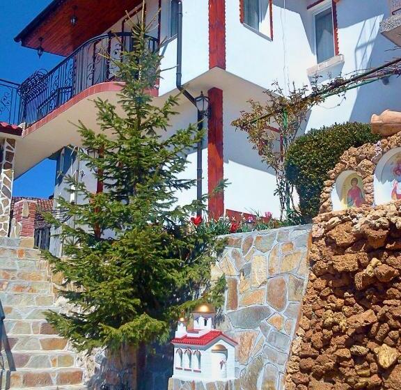 بنسيون Kashtata S Paraklisa