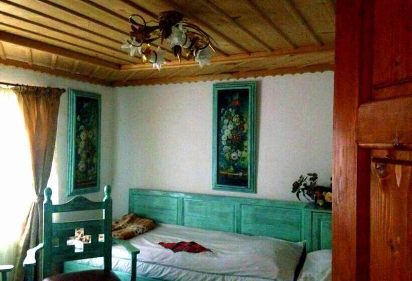 بنسيون Kashtata S Paraklisa