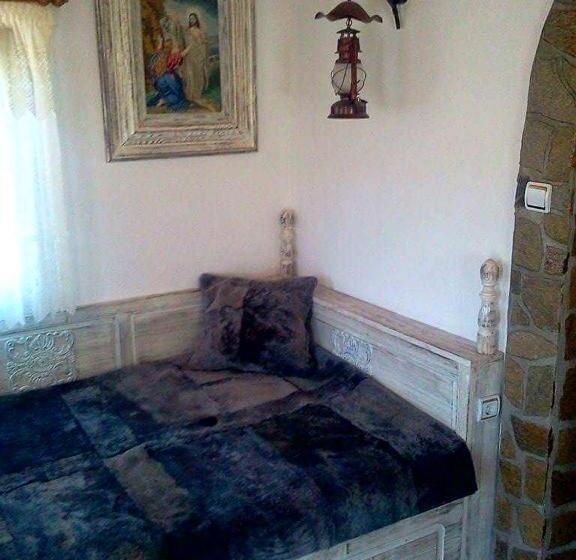 بنسيون Kashtata S Paraklisa