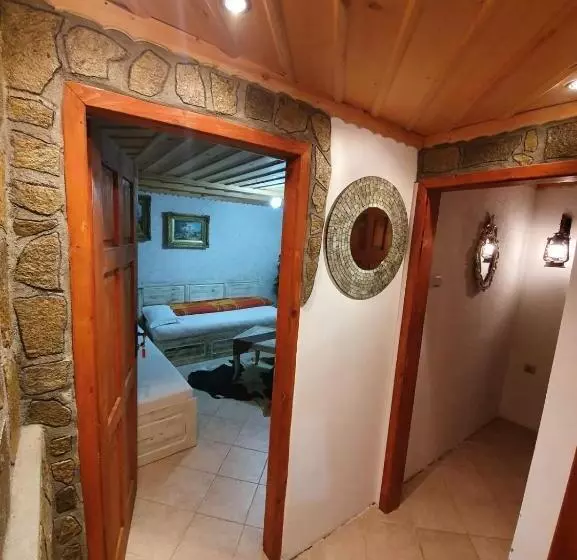 Majatalo Kashtata S Paraklisa