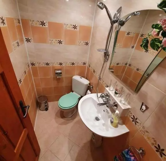 Majatalo Kashtata S Paraklisa