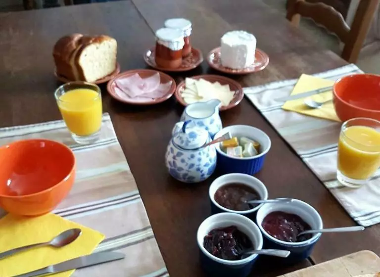 Majatalo Les Rives De Champagne