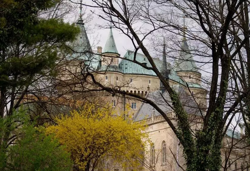 ペンション Penzión Melódia