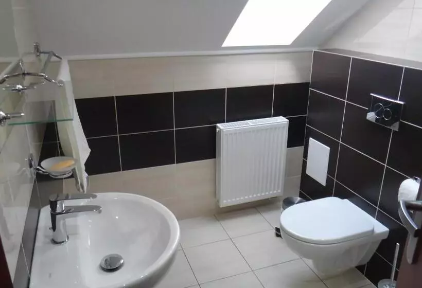 ペンション Penzión Melódia