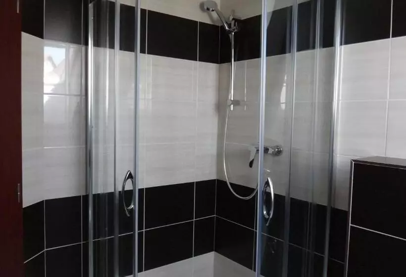 ペンション Penzión Melódia