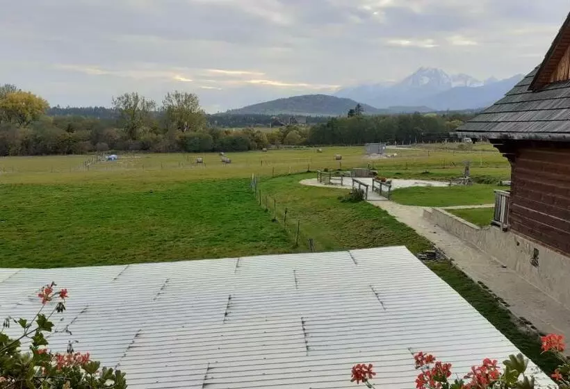 Majatalo Penzión Pod Magurou