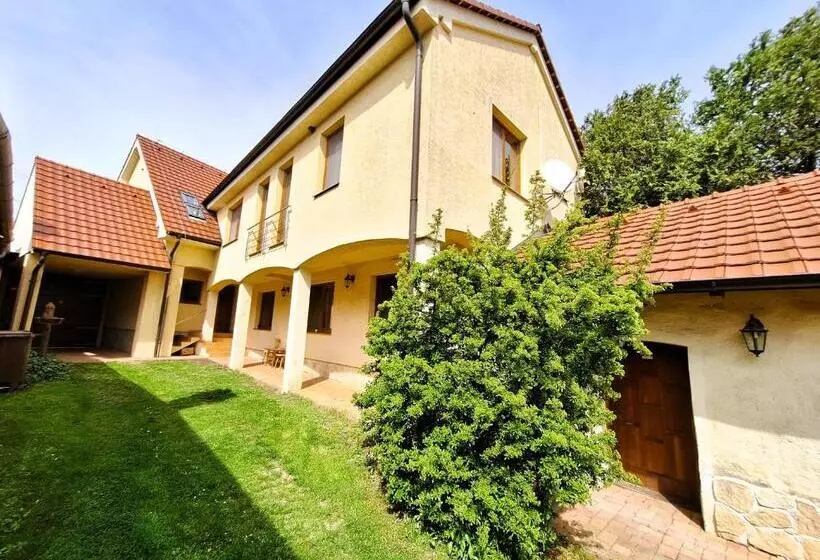 Majatalo Penzión Villa Agnes