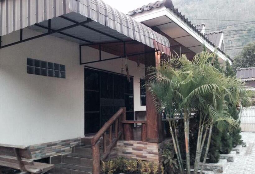 Pensiune Pimpa House พิมพาเฮาส์