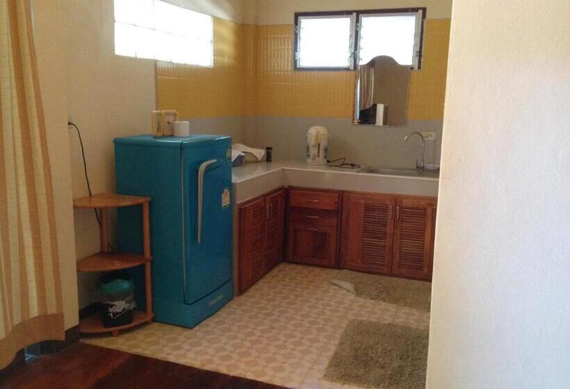 Pensiune Pimpa House พิมพาเฮาส์