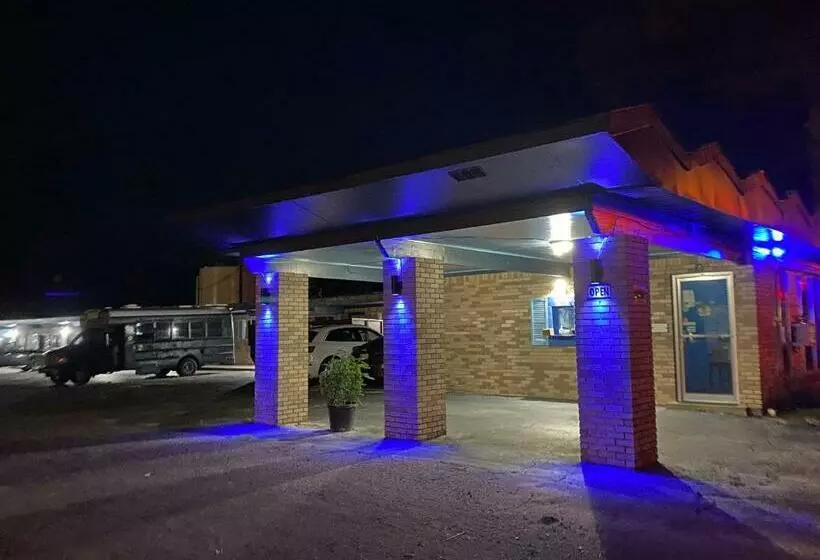 Towner Motel