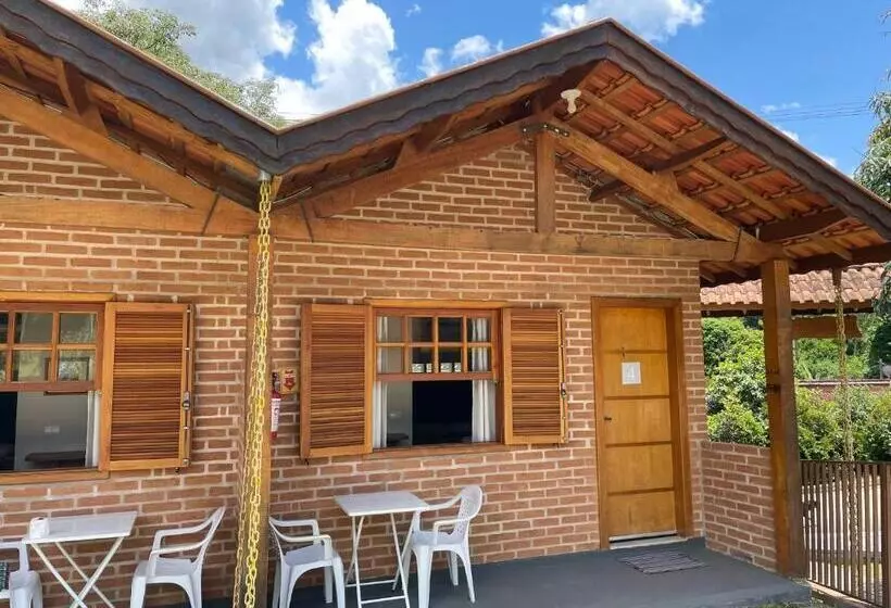 Retkeilymaja Chales Sao Felix