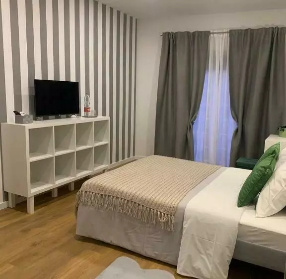 Retkeilymaja Largo Da Rainha, Guesthouse