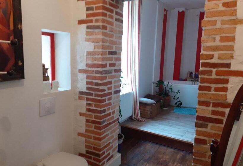 مبيت وإفطار Ancien Presbytère