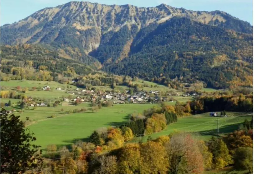 Aamiaismajoitus (B&B) Au Refuge De Blanche