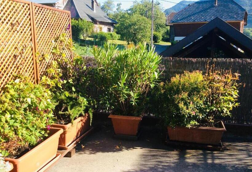 민박 Au Refuge De Blanche