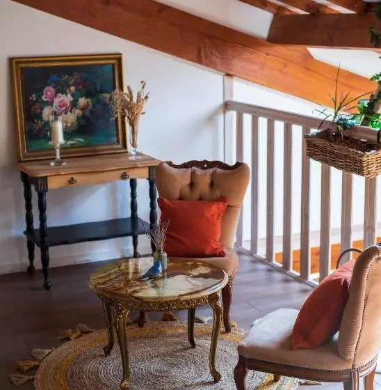 Aamiaismajoitus (B&B) Chambre Vigne Avec Salle De Bain Privée