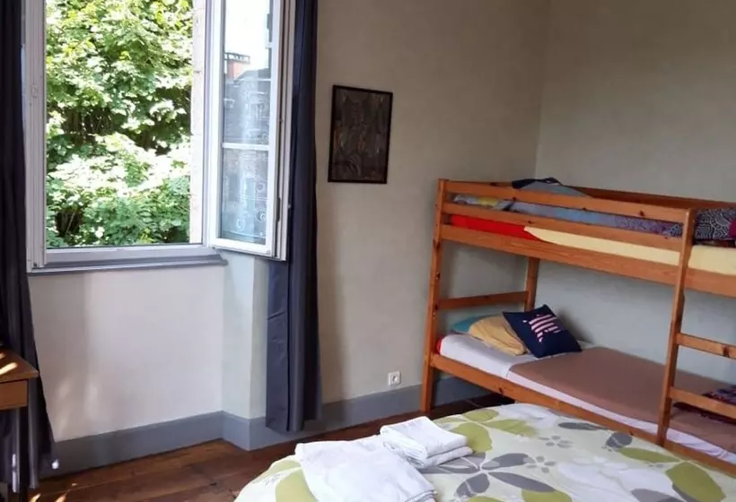 ベッドアンドブレックファースト Chambres D Hôtes Condat