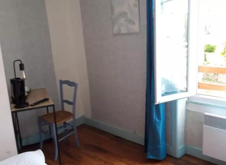 ベッドアンドブレックファースト Chambres D Hôtes Condat