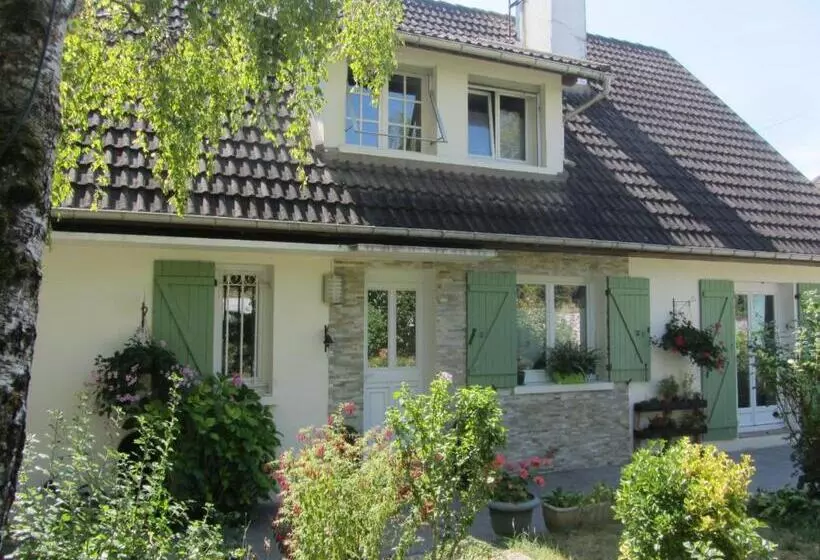 Aamiaismajoitus (B&B) Chambres D Hôtes Des Bruyères