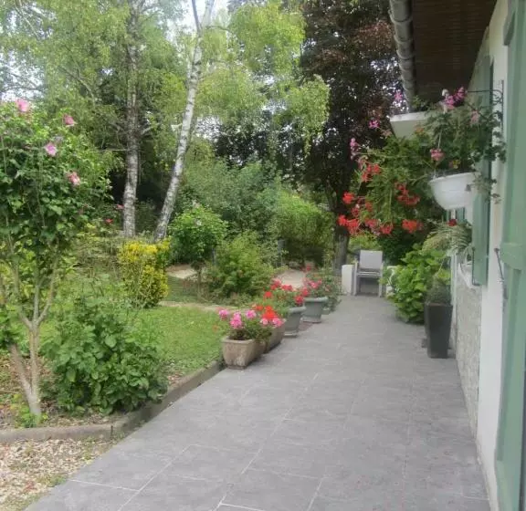 Aamiaismajoitus (B&B) Chambres D Hôtes Des Bruyères