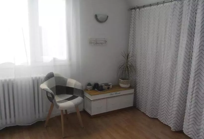 Aamiaismajoitus (B&B) Chambres D Hôtes Des Bruyères