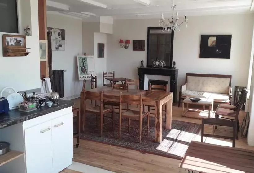 Aamiaismajoitus (B&B) Grand Varennes