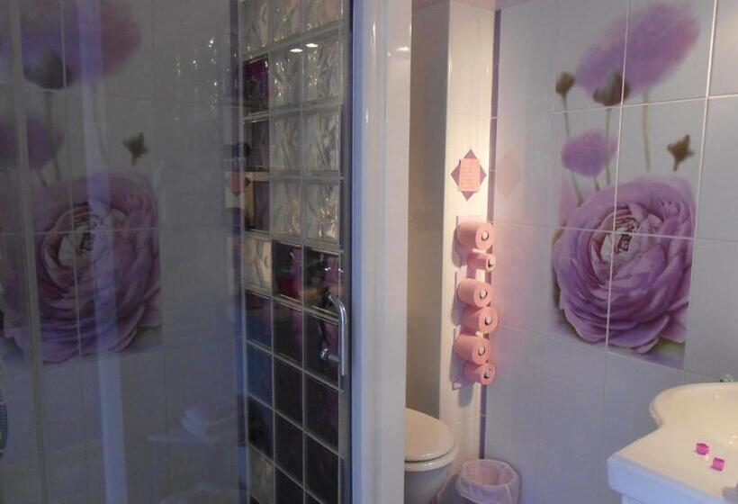 ベッドアンドブレックファースト La Roche Bleue