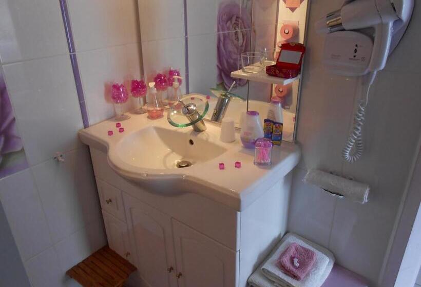 ベッドアンドブレックファースト La Roche Bleue