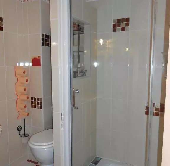 ベッドアンドブレックファースト La Roche Bleue