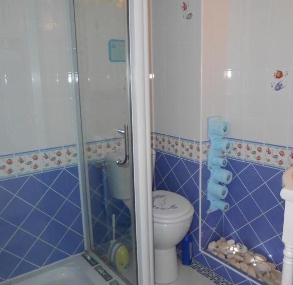 ベッドアンドブレックファースト La Roche Bleue