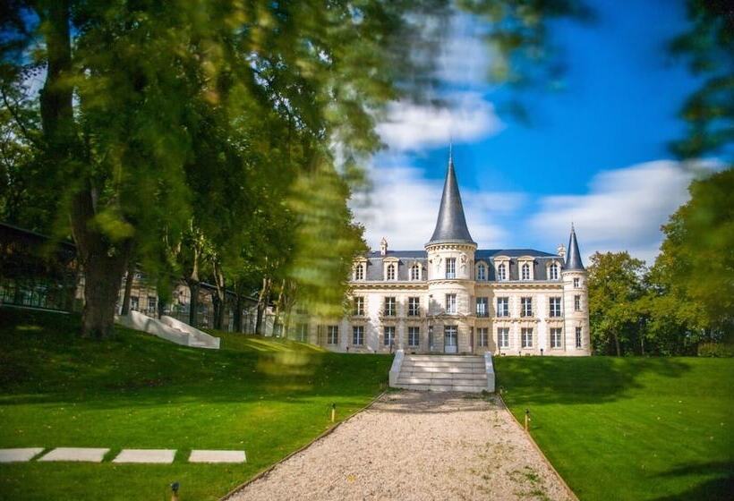 민박 Le Chateau D Hardricourt