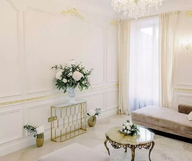 Aamiaismajoitus (B&B) Le Chateau D Hardricourt