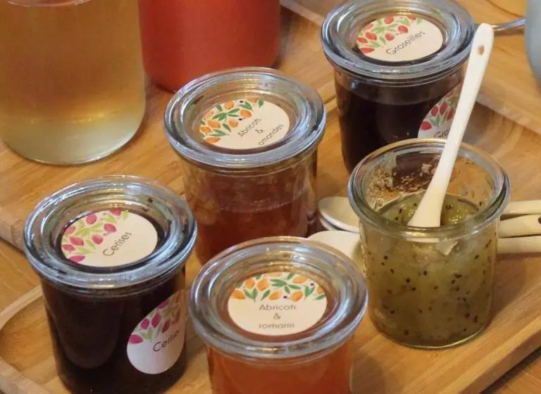 ベッドアンドブレックファースト Le Chemin Du Village