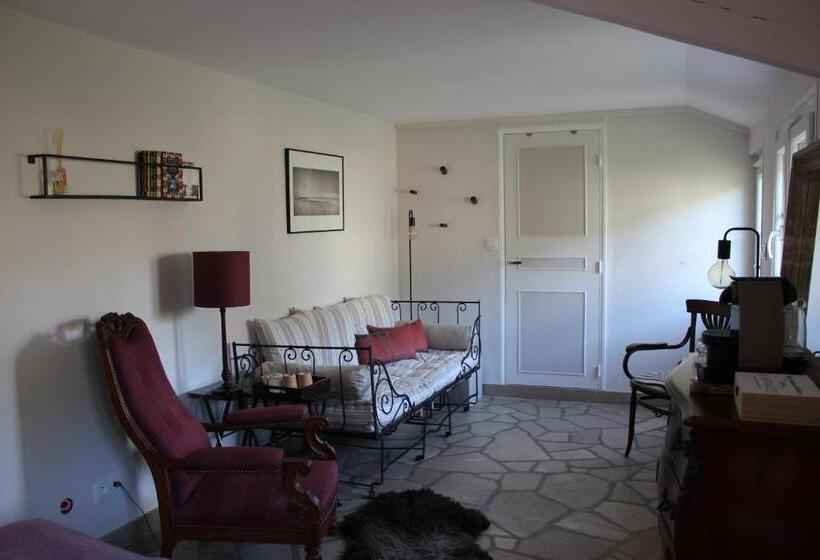 ベッドアンドブレックファースト Le Chemin Du Village