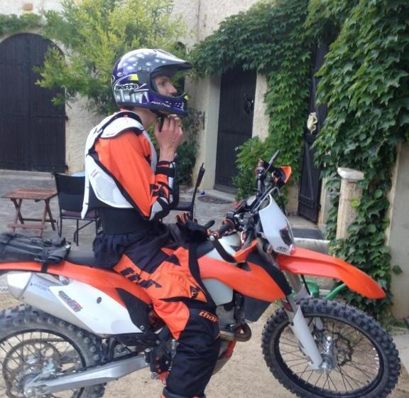 مبيت وإفطار Le Parc   Suite Climatisée