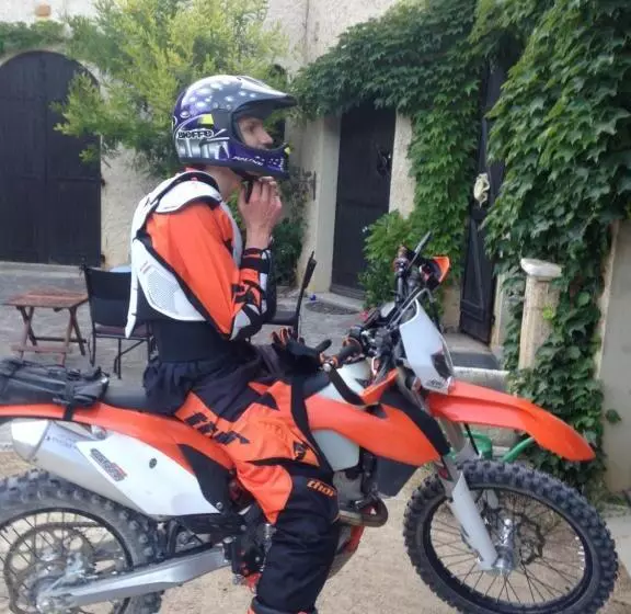 Aamiaismajoitus (B&B) Le Parc   Suite Climatisée