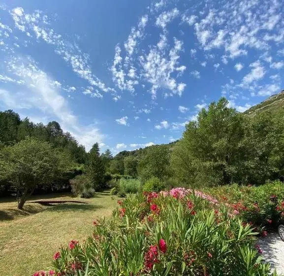 Aamiaismajoitus (B&B) Le Parc   Suite Climatisée